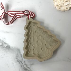 Stoneware Christmas tree cookie mold